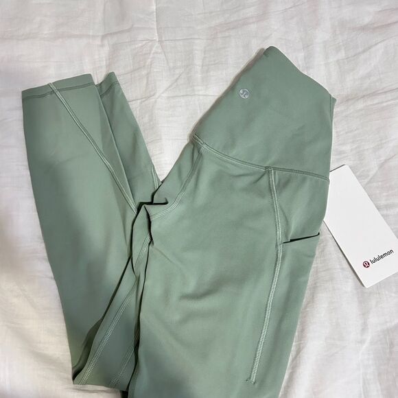 New Lululemon Align HR 25 with pockets - Picture 1 of 2